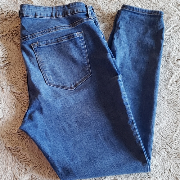 Rockstar Skinny Jeans - Picture 2 of 2